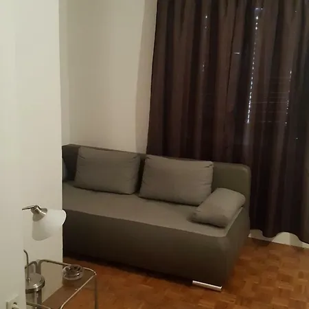Pensjonat Mrva Roooms *